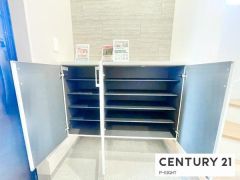 シューズボックス