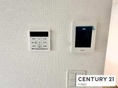 モニター付きインターホン＆給湯リモコン
