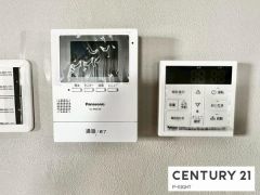 モニター付きインターホン＆給湯リモコン