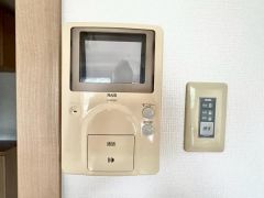 モニター付きインターホン