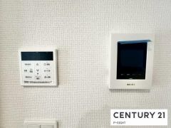 モニター付きインターホン＆給湯リモコン