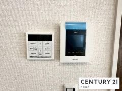 モニター付きインターホン＆給湯リモコン