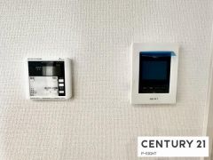 モニター付きインターホン＆給湯リモコン