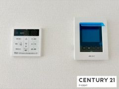 モニター付きインターホン＆給湯リモコン
