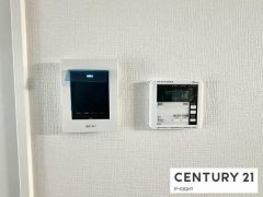 モニター付きインターホン＆給湯リモコン