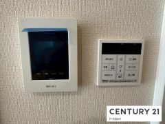 モニター付きインターホン＆給湯リモコン