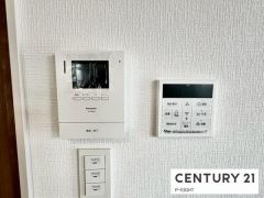モニター付きインターホン＆給湯リモコン