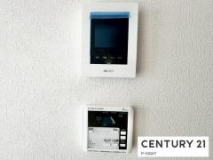 モニター付きインターホン＆給湯リモコン