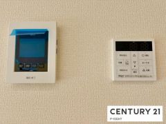 モニター付きインターホン＆給湯リモコン