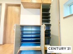 シューズボックス