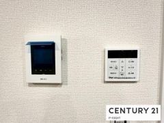 モニター付きインターホン＆給湯リモコン