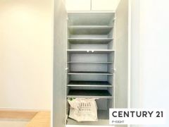 シューズボックス