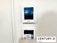 モニター付きインターホン＆給湯リモコン
